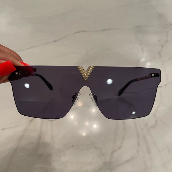 Rhinestone Rimless Gold Frames - Picture 3 of 4